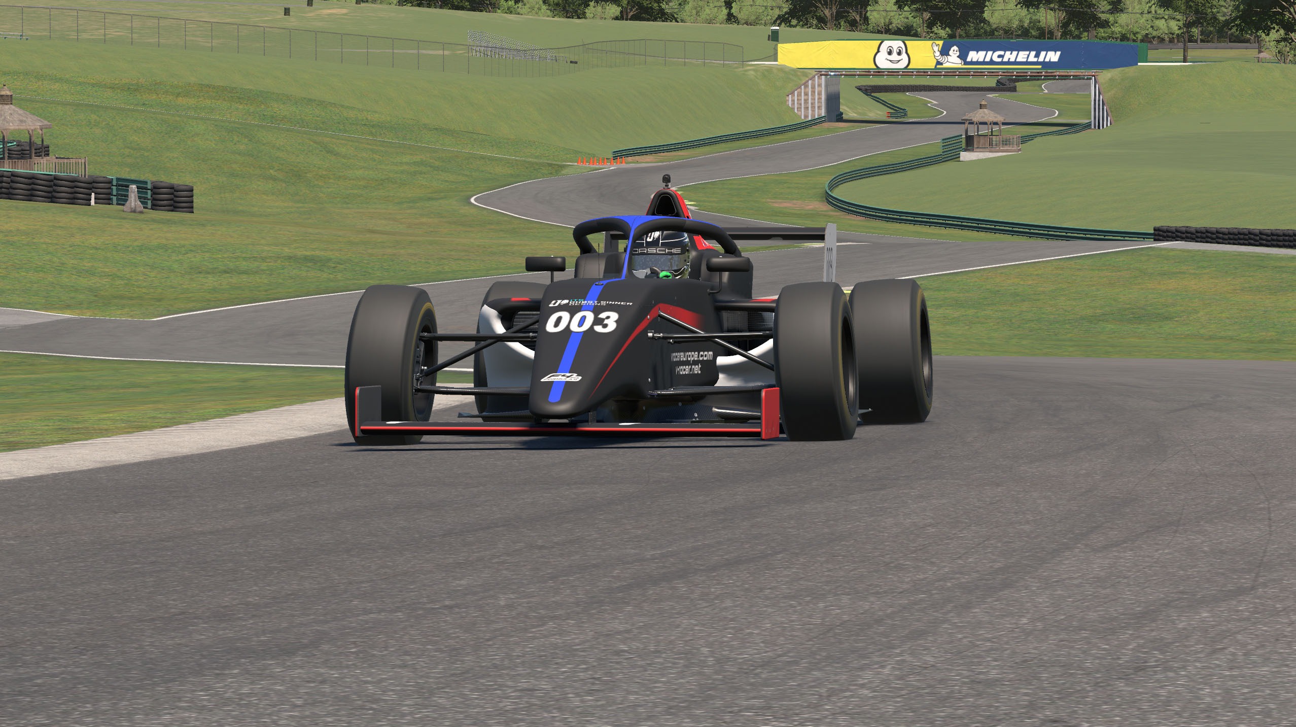 FIA F4 - VRacer